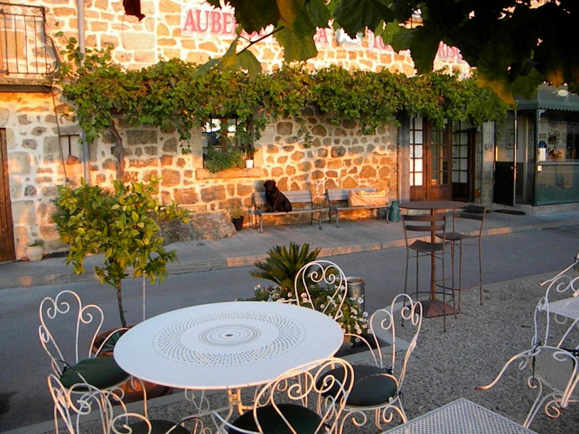 Auberge De La Tour De Brison Sanilhac  Dış mekan fotoğraf